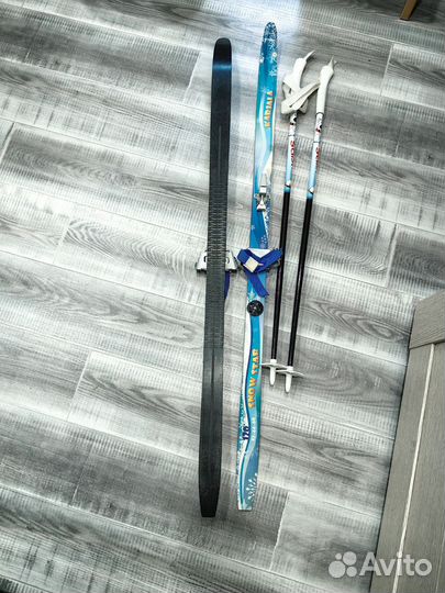 Беговые лыжи