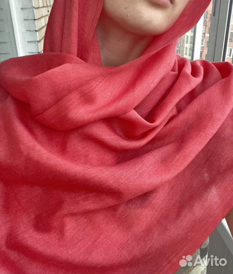 Шарф и палантины