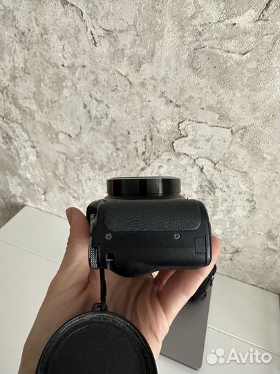 Фотоаппарат цифровой