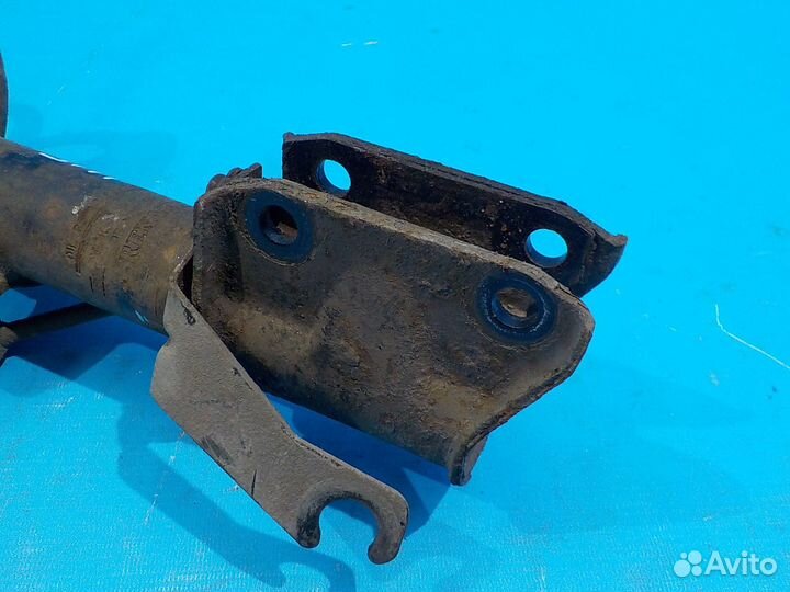 Амортизатор передний renault Duster 1 2010-2019