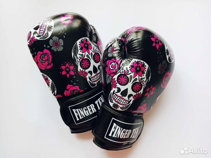 Женские боксёрские перчатки новые