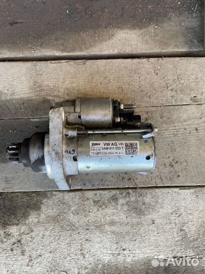 Стартер Skoda Octavia 0AM911023T VAG