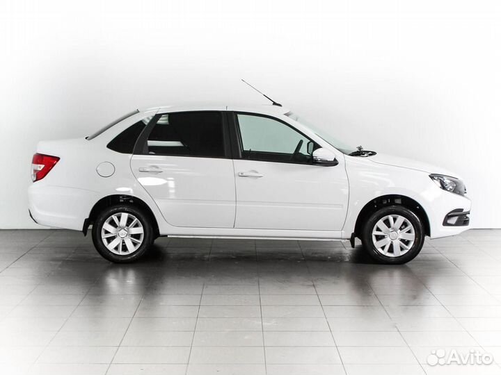 LADA Granta 1.6 МТ, 2023, 230 км