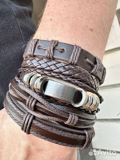 Браслет кожаный