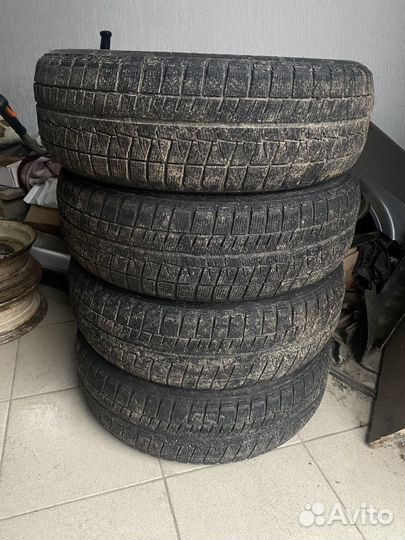 Bridgestone Blizzak DM-V1 185/65 R15 204ZR