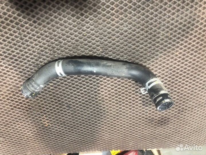 Патрубок системы охлаждения Hyundai Tucson TL G4FJ