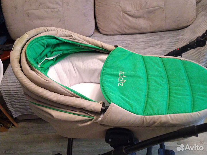 Коляска детская Zippy-Tutis 3в1