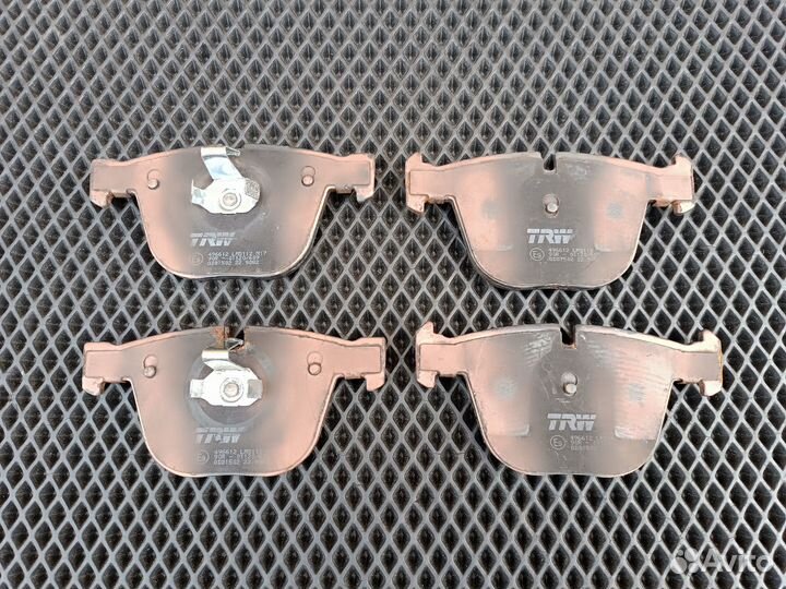 Задние тормозные колодки BMW E70 E71 F15 F16