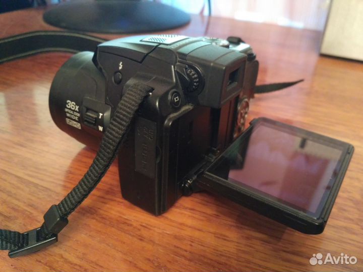 Nikon coolpix P500