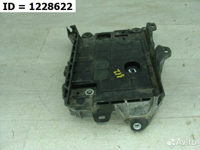 Площадка акб Toyota RAV4