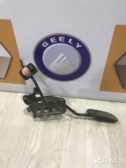 Педаль газа Geely MK