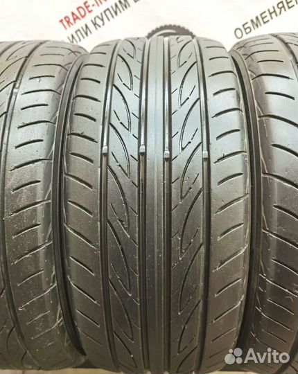 Yokohama Advan Fleva V701 235/45 R17 96Q