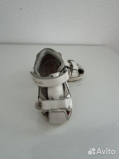 Сандалии для девочки 20 размер