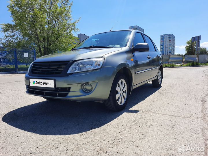 LADA Granta 1.6 МТ, 2013, 118 330 км