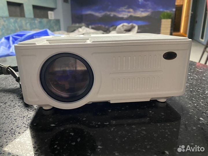 Проектор hiper Cinema B3