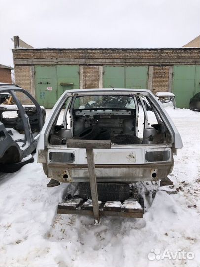 Задняя часть кузова LADA 2114