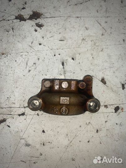 Бугель (шейка) выпускного распредвала Peugeot 308