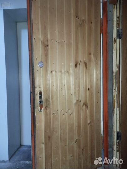 Дверь входная железная бу