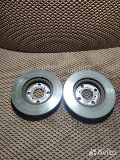 Диск тормозной (комплект 2 шт) передний Toyota Ist