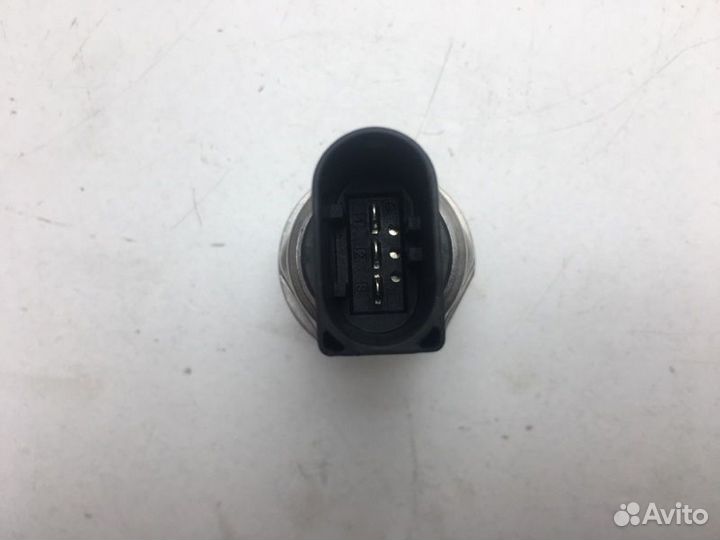 Датчик давления топлива Audi A6 4G2 chva 2011