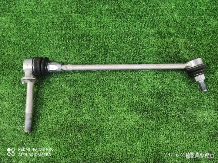 Стойка стабилизатора передняя правая Mercedes-Benz