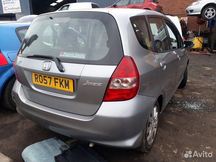 Запчасти б/у Honda Jazz Fit Разбор