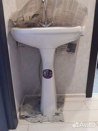 Раковина в ванную бу