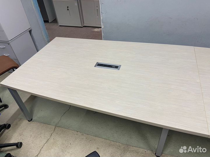 Стол переговорный бу