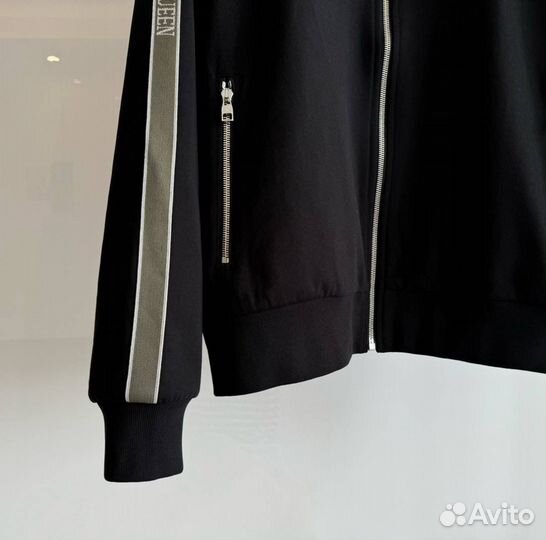 Спортивный костюм Alexander Mcqueen