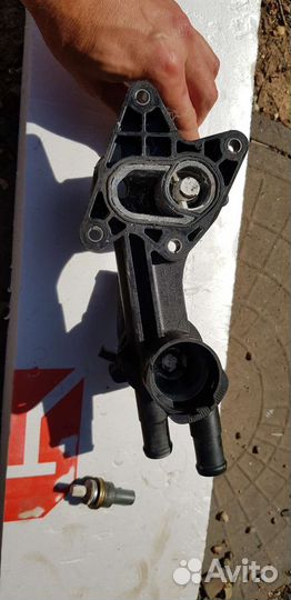 Блок термостата на шкода актавия а5