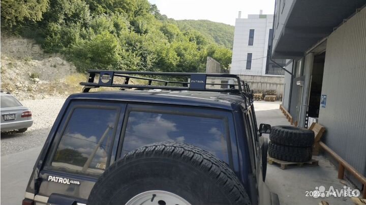 Экспедиционный багажник на Nissan Patrol/Safari 60