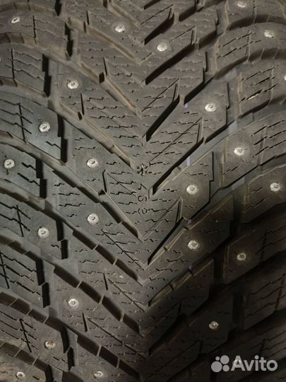 Nokian Tyres Hakkapeliitta 10p SUV 275/50 R20 113V