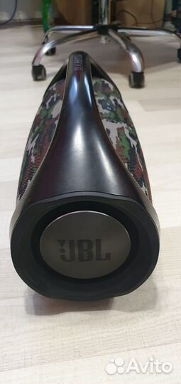 Колонка jbl boombox