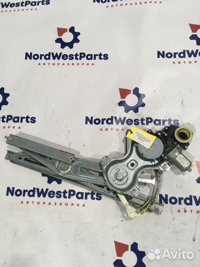 Стеклоподъемник передний правый Toyota Auris