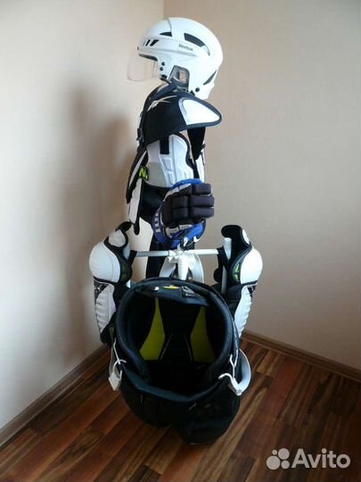 Вешалка сушилка для хоккейной формы