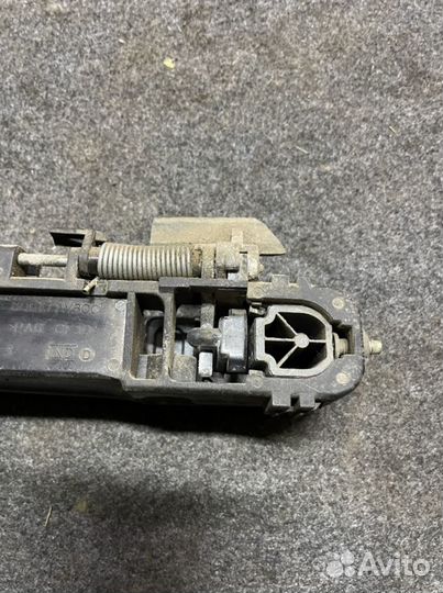 Ручка наружная передняя правая Nissan Primera P12