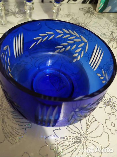 Конфетница масленка бокалы (фужеры) цветное стекло