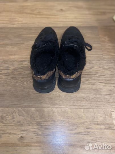 Кроссовки жениские premiata