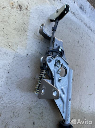 Бмв 1 f20 ручник стояночный тормоз