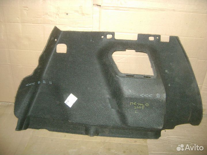 Обшивка багажника Peugeot 2008