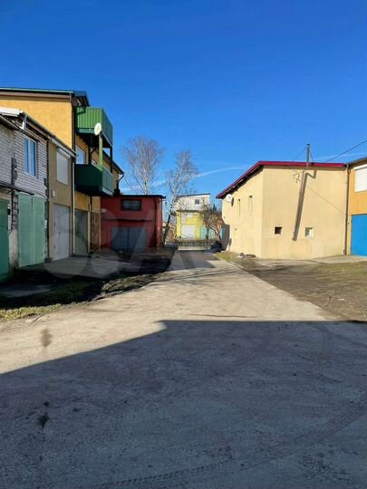 Гараж, > 30 м²