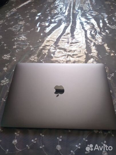 Apple MacBook air 13 2019