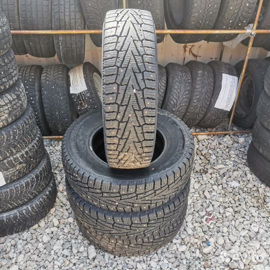 Roadstone Winguard WinSpike 225/75 R16