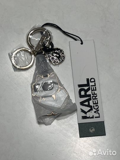 Karl lagerfeld брелок