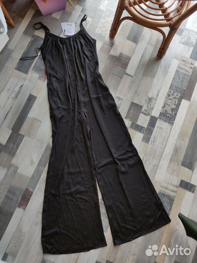 Комбинезон женский