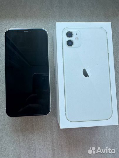 iPhone 11, 64 ГБ