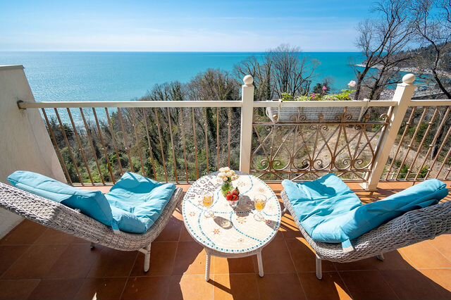 Дом 650 м² на участке 10 сот.