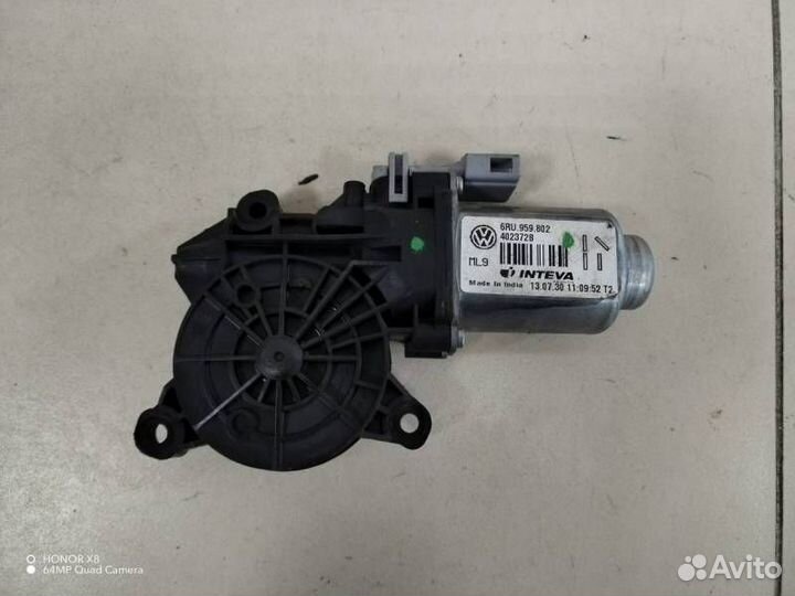 Моторчик стеклоподъемника Volkswagen Polo Sed RUS 2011