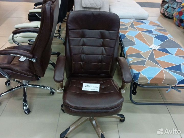 Офисные кресла в наличии