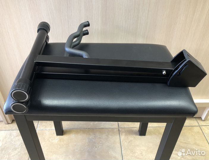 Стойка для гитары (универсальная)